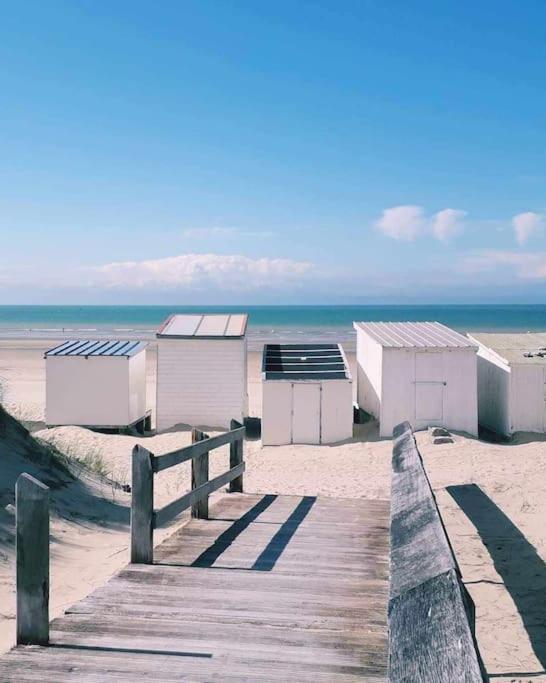 Studio Calais Front De Mer-Le Cocon Du Dragon-Classe 3 Etoiles Exterior photo